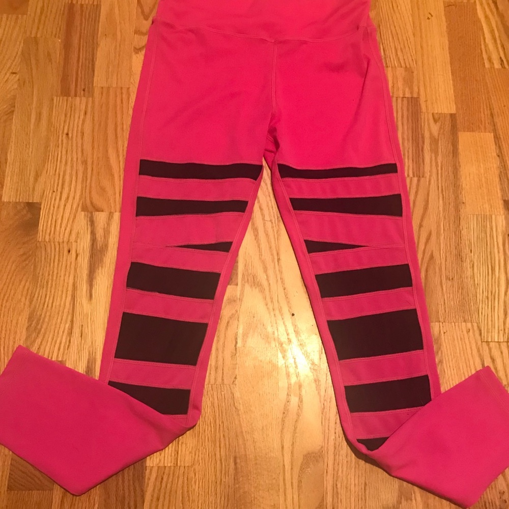NWOT popfit yoga pants
